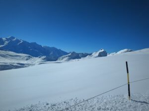 Uitzicht vanaf de Cascade piste wintersport Flaine - wintersport le Grand Massif