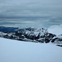 Wintersport in Frankrijk - uitzicht boven bij Flaine op omliggende bergtoppen - wintersport le Grand Massif